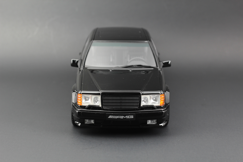 Illustration for article titled Radcast: AMG 300 E 5.6L Hammer